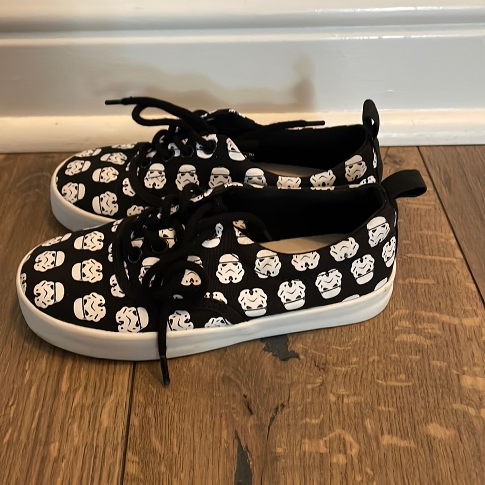Star Wars van-style shoes